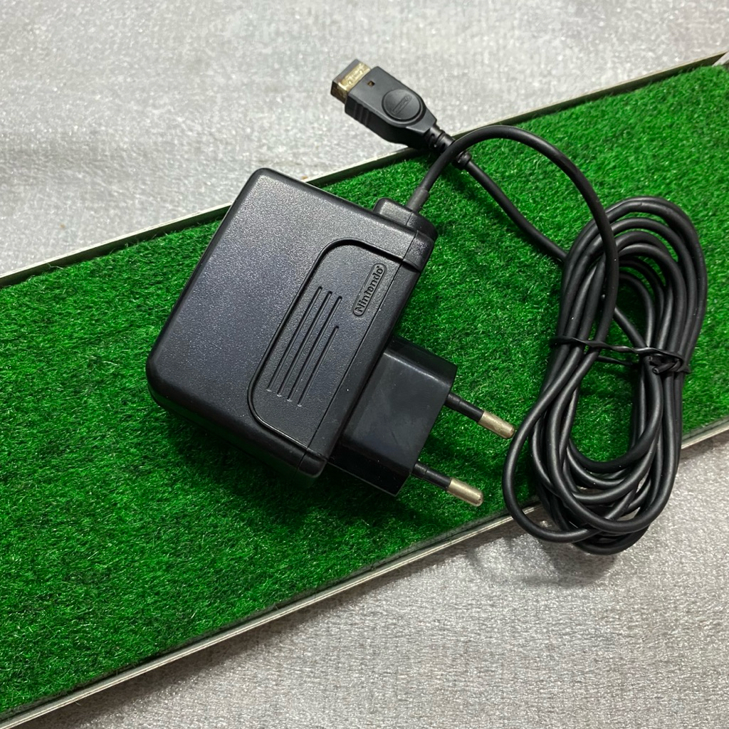 Charger Nintendo Game Boy Original Second