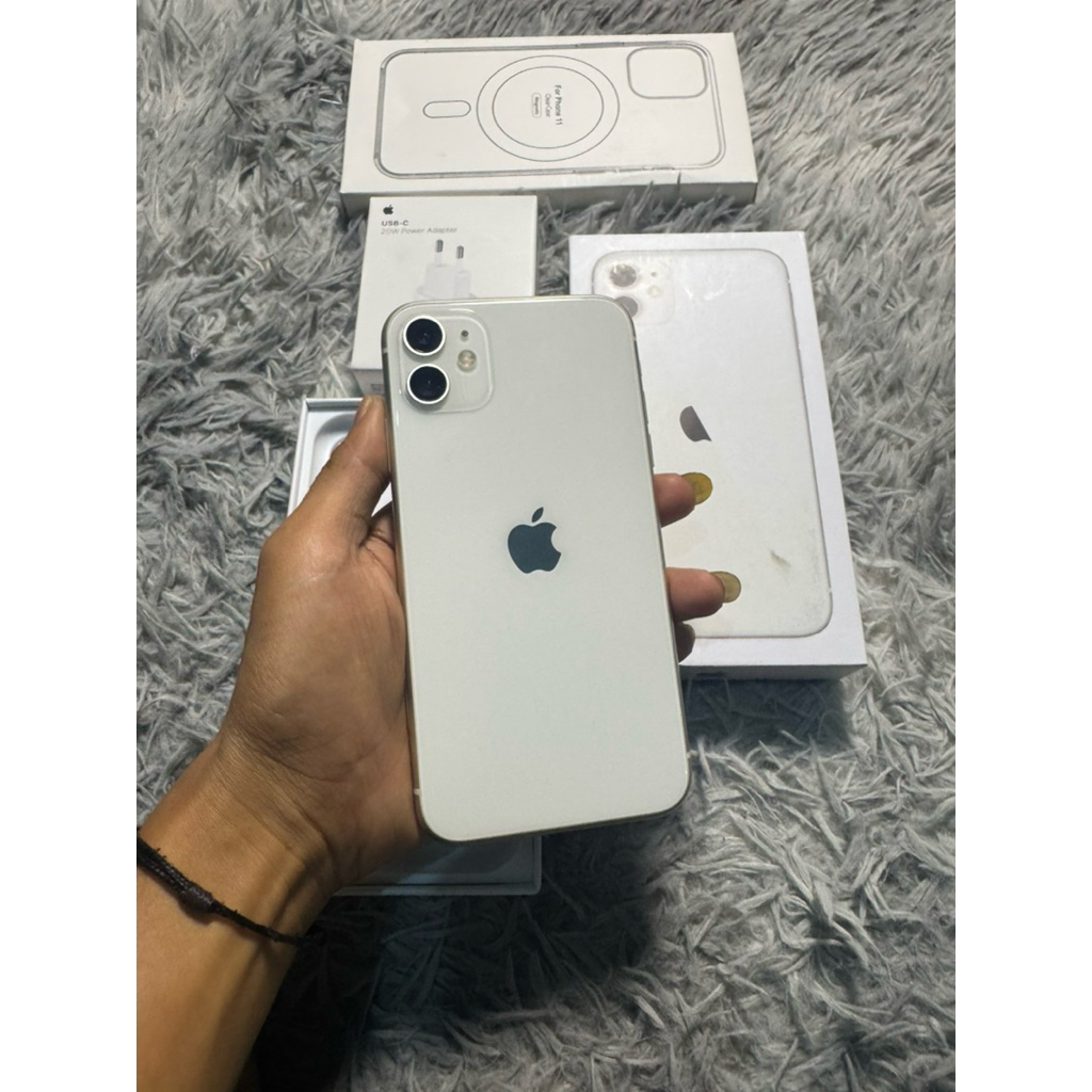 iphone 11 128 gb inter white
