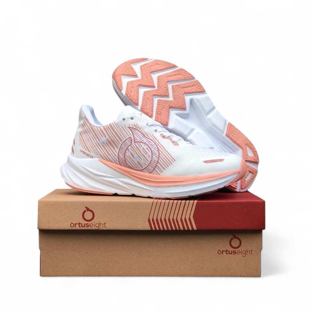 Ortuseight Hyperfuse 2.0 Running Shoes - White/Peach