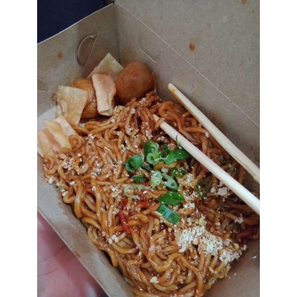 mie level + bakso
