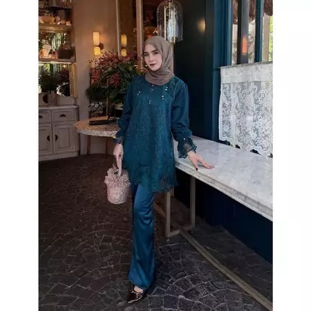 Dayana Oneset Tunik Celana Bahan Silk Brukat Tulle Mix Chantily Kondangan Setelan
