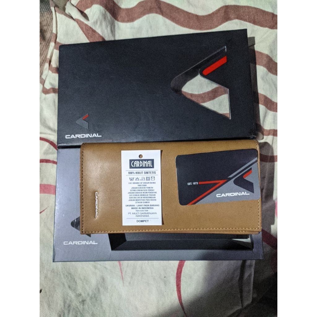 dompet cardinal
