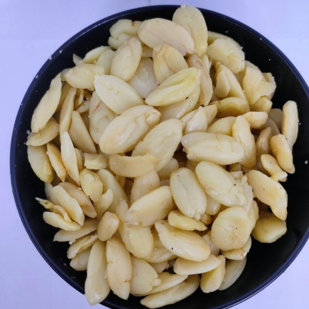 KENARI KUPAS 1KG / KACANG KENARI 1KG / KACANG KENARI KUPAS 1KG