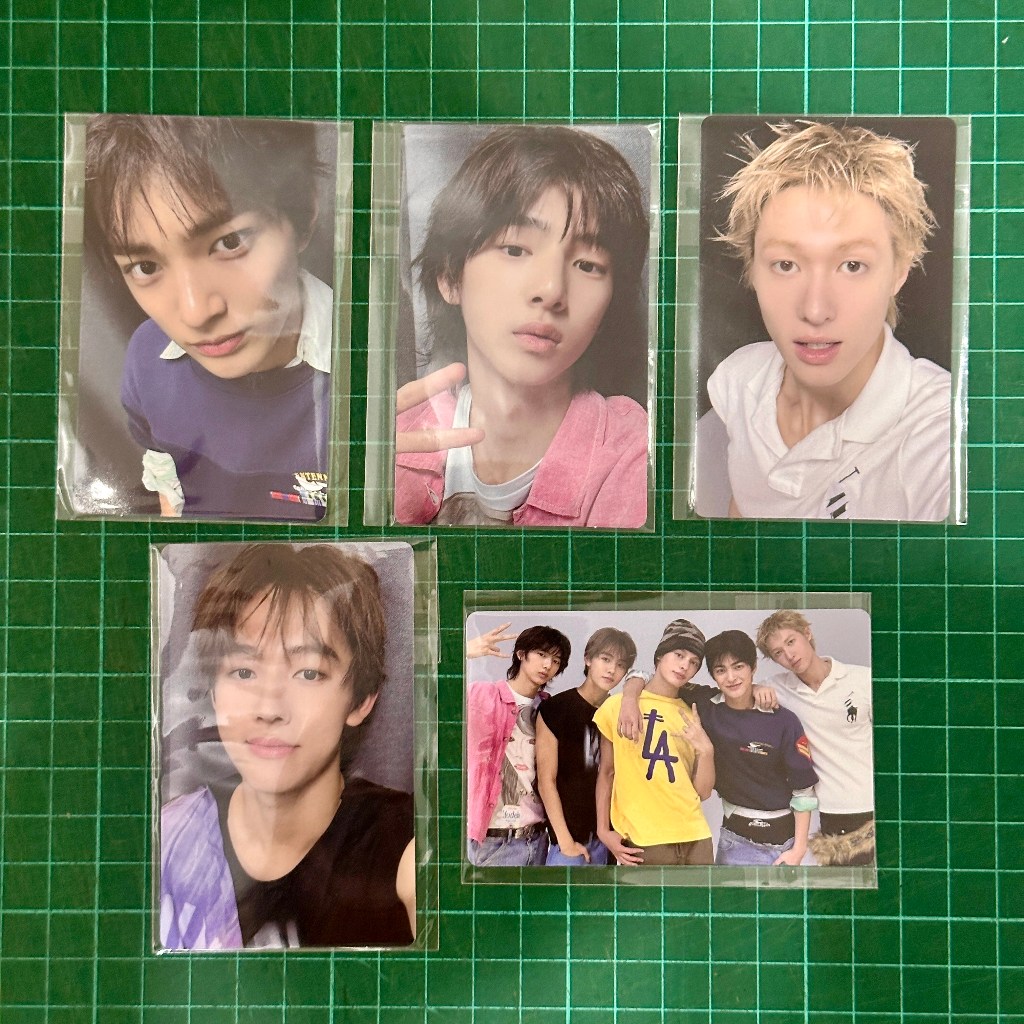 CORTIS - Color Outside The Lines Photocard PC STUDIO CHOOM (Photobook Ver.)