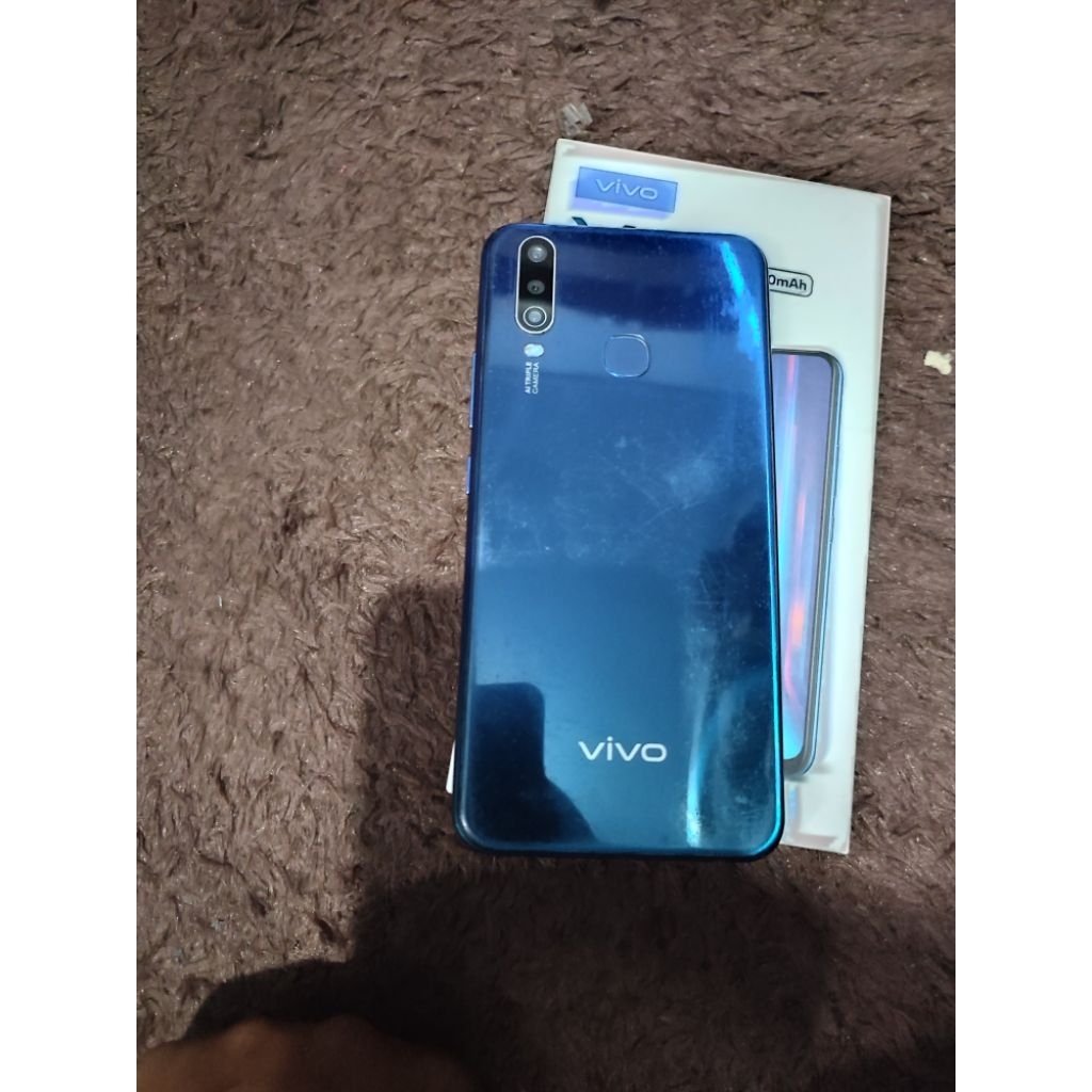 vivo y12 bekas pakai normal semua 3/32gb