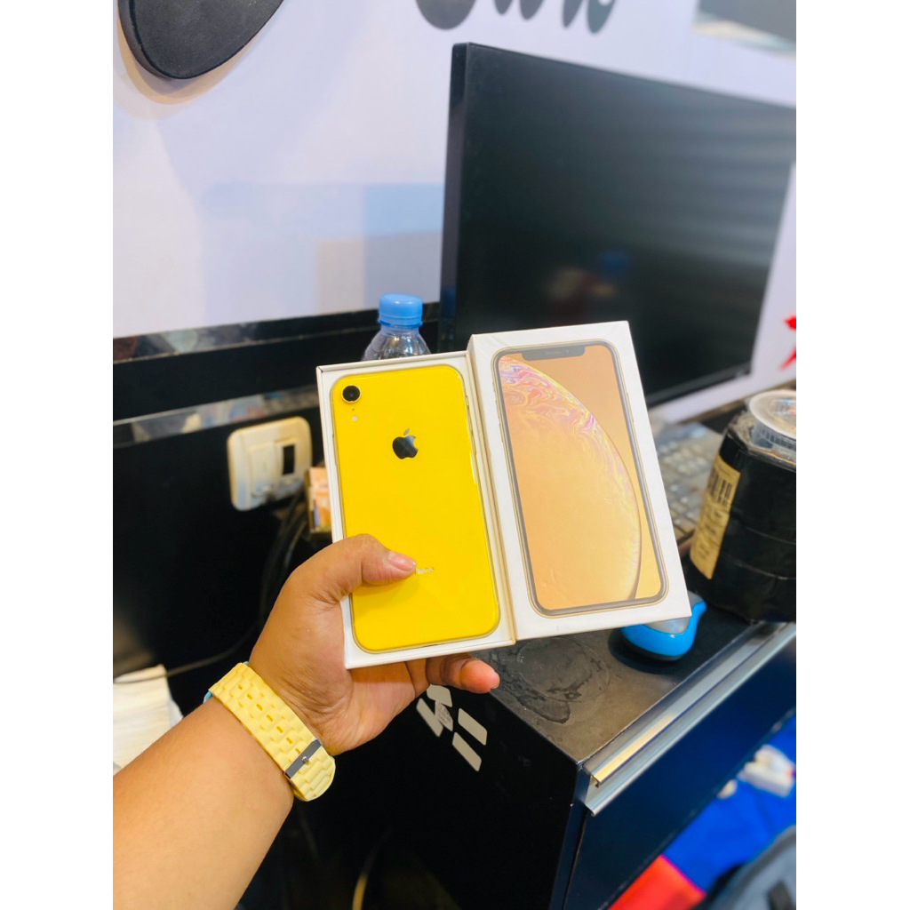 iphone XR 128gb iBox