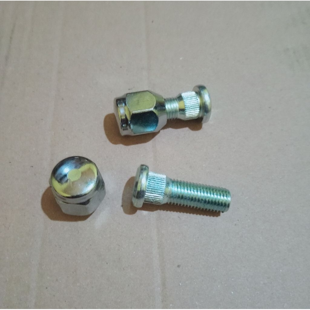 baut roda Ayla Agya Sigra calya plus mur