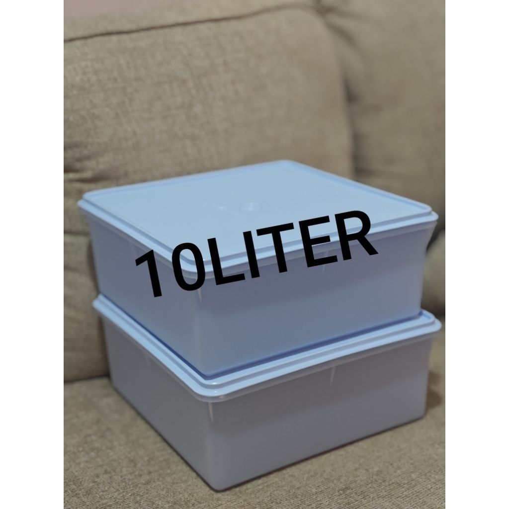 tupperware 2Pcs  Square  Keeper 10 Liter Biru