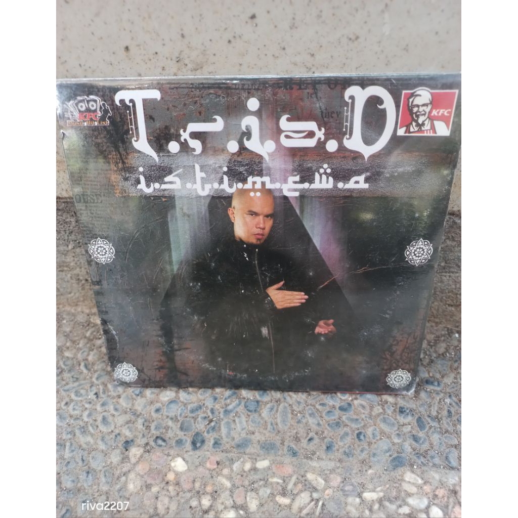 CD TRIAD - ISTIMEWA ALBUM