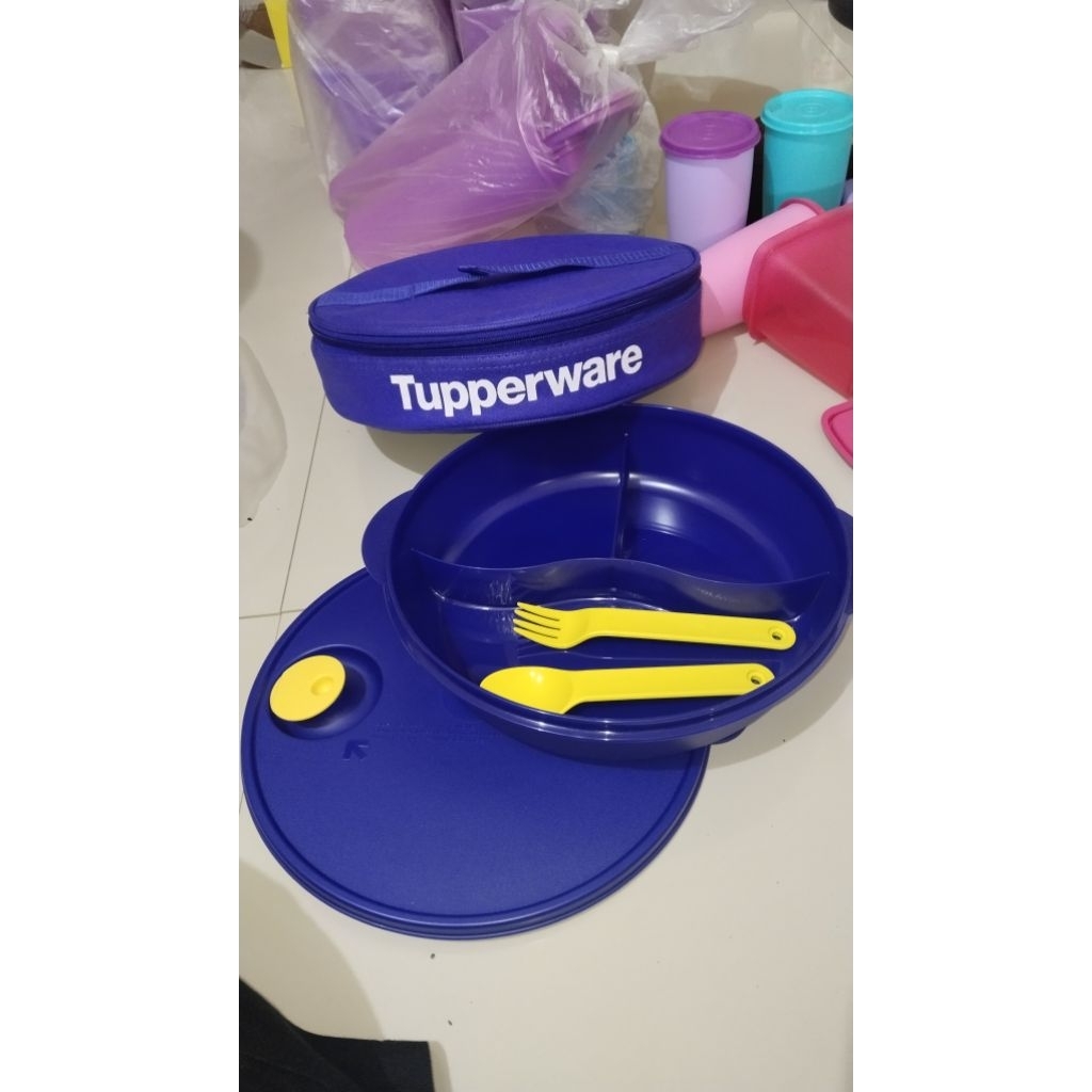 CWL jumbo tupperware