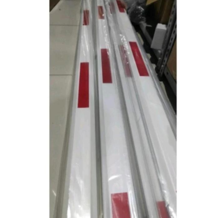Palang Parkir Barrier Gate 2 Meter Palang Parkir 2M Palang Pintu Octagonal 80mmx45mm