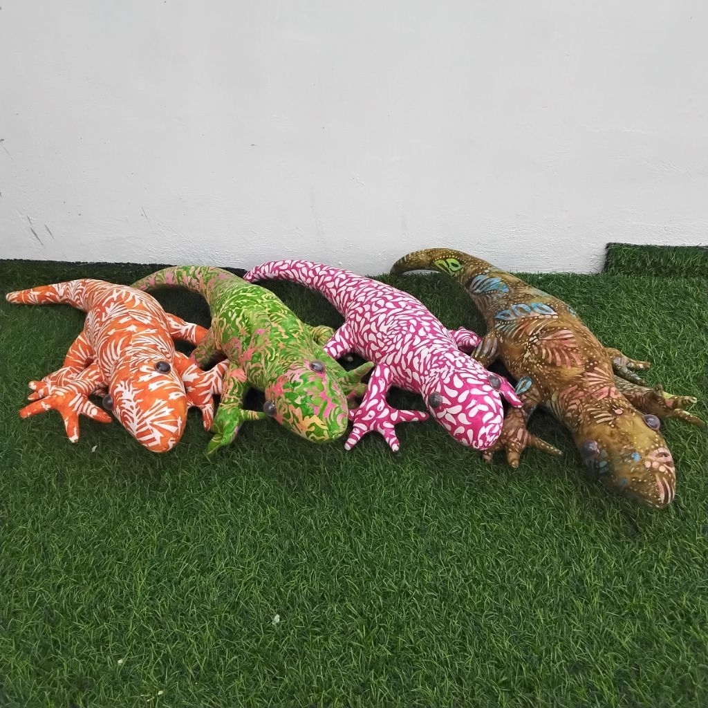 Boneka Batik Cicak 60cm - Motif Sesuai Stok
