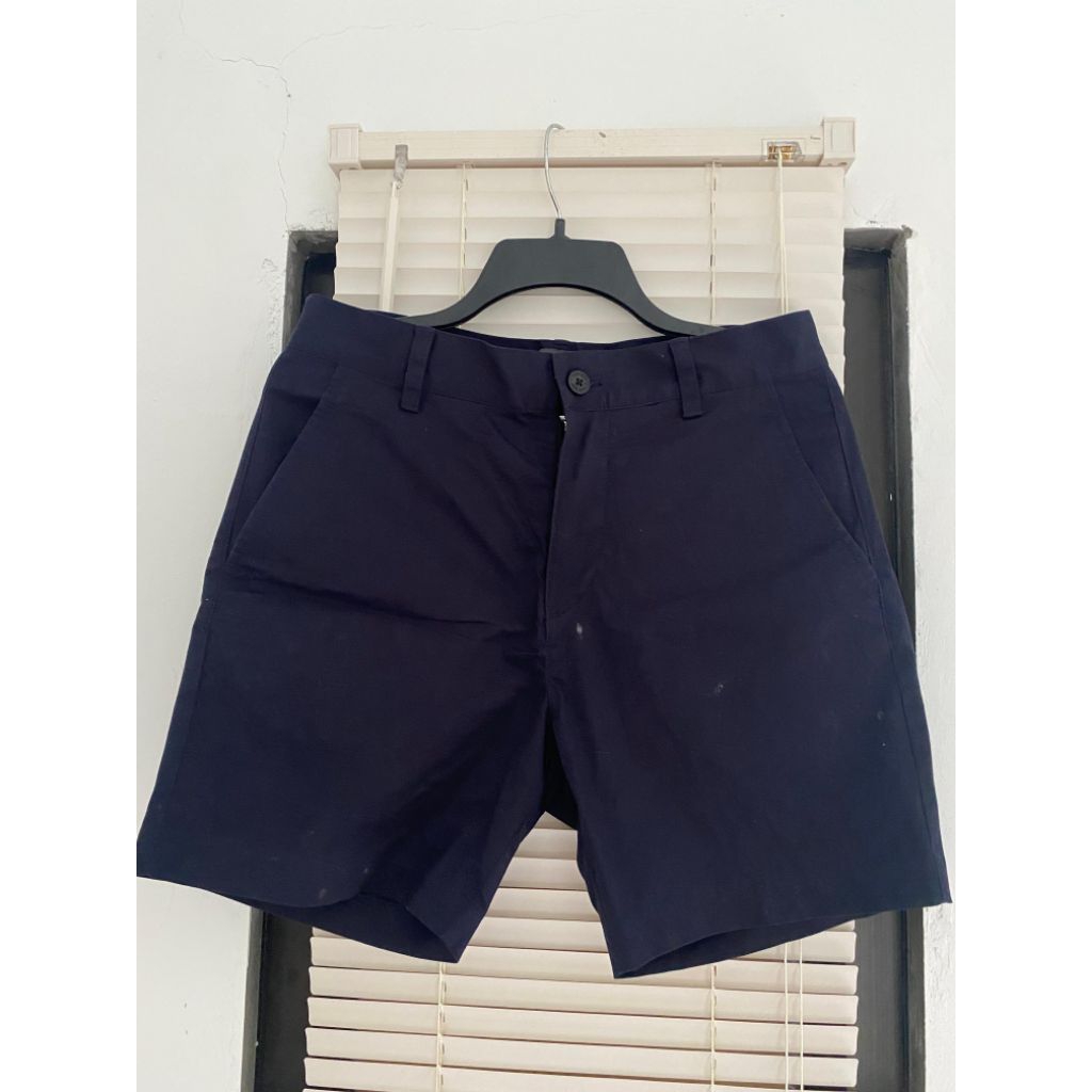 Celana Pendek H&M Original Pria - Second / Preloved Chino Navy Size S (29/30)