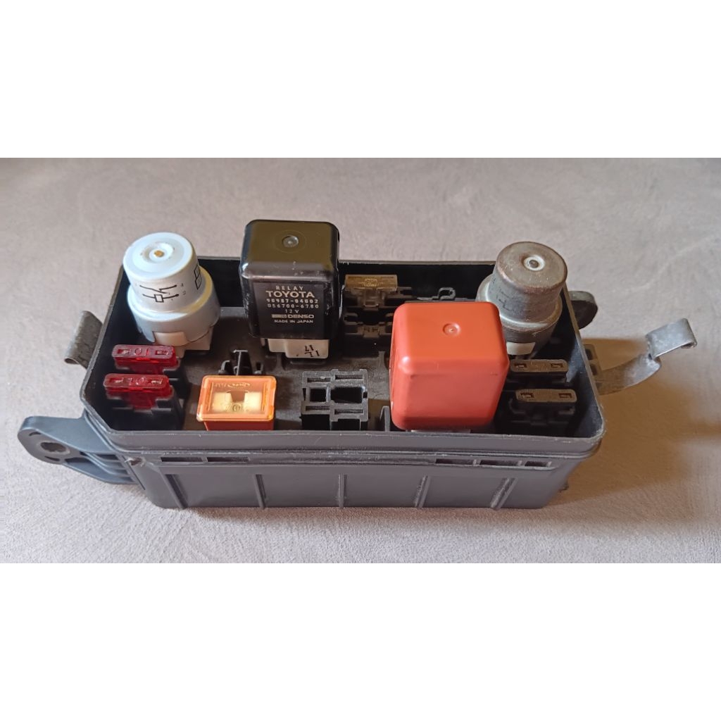 Fuse Box Sekring Corolla Twincam 1.6