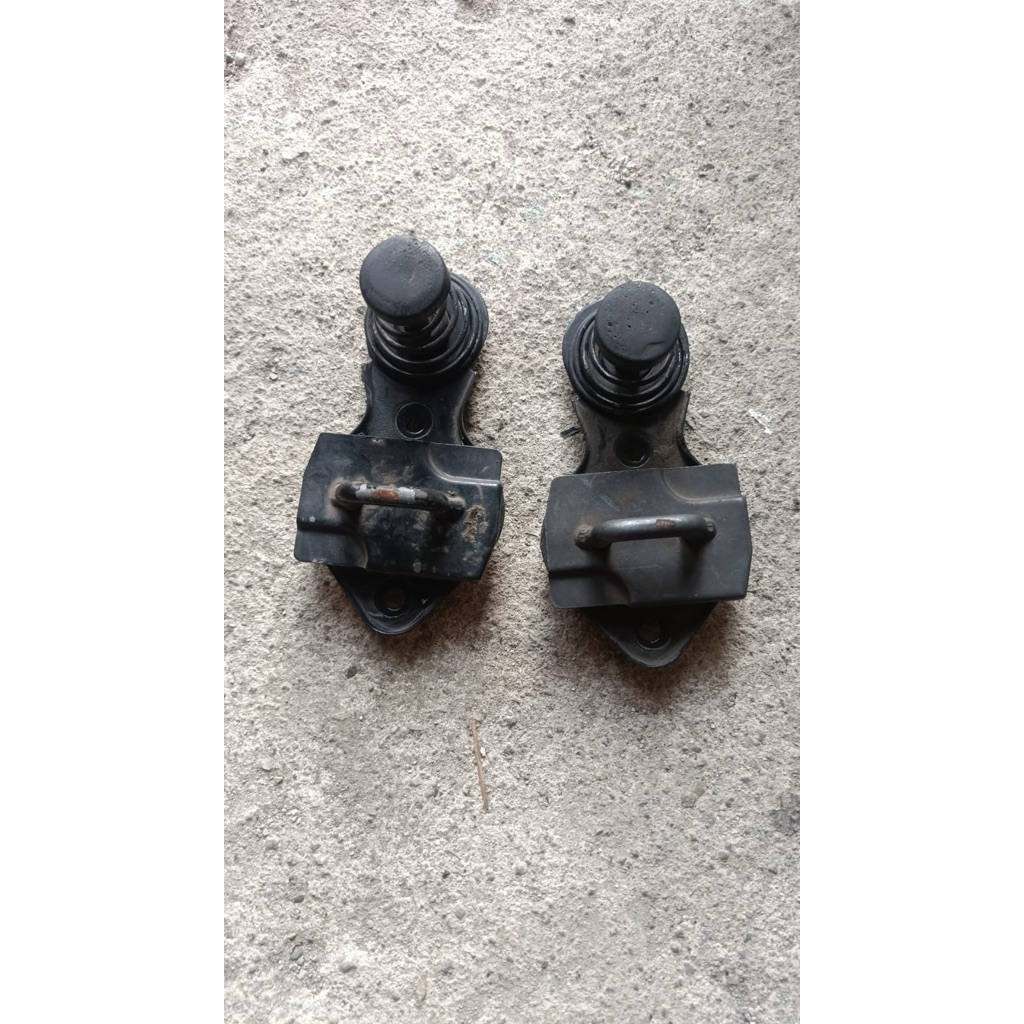 Per Kap Mesin W203 Mercedes benz