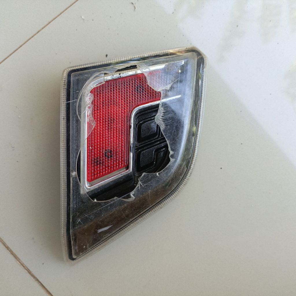 LAMPU BAGASI TANPA MIKA AGYA /AYLA 2019