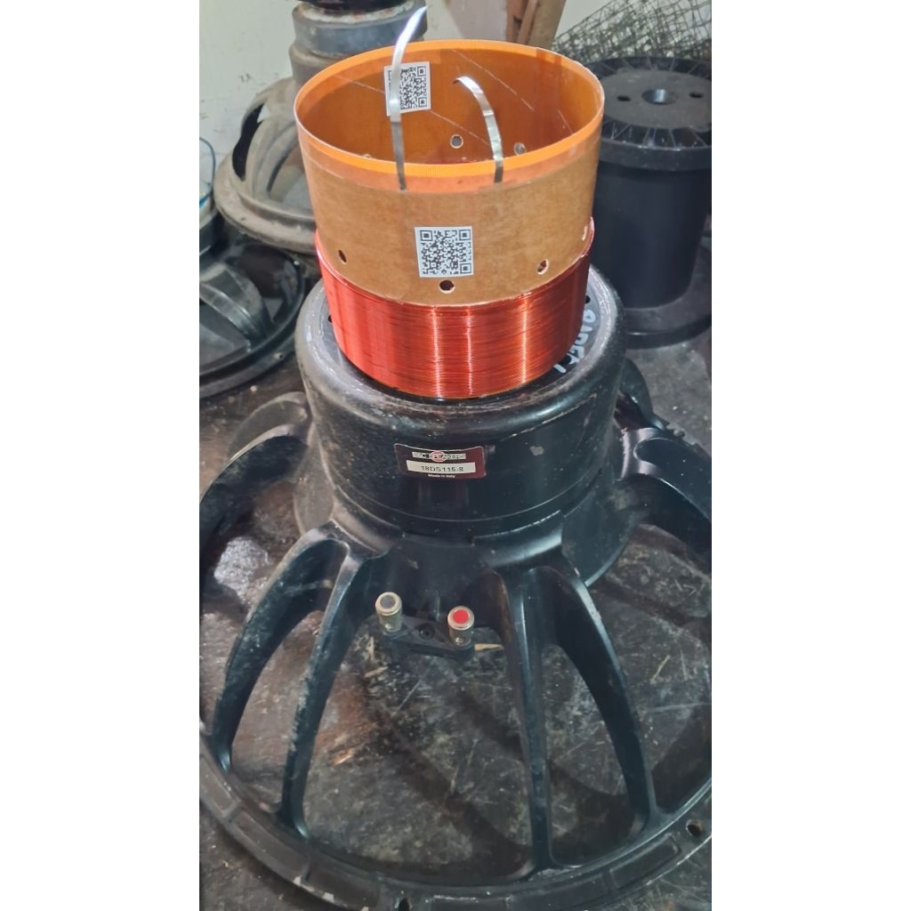 SPULL SPEAKER 18 INCH B&C 18DS115 4 lapis lilitan