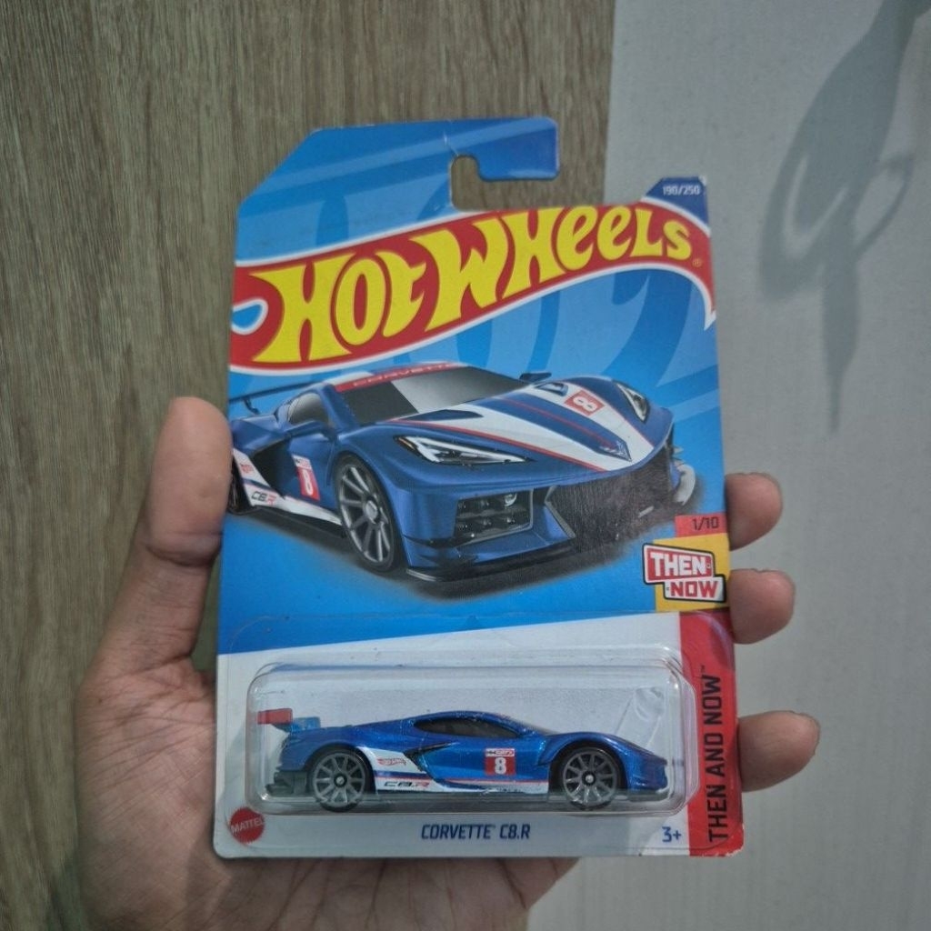 HOT WHEELS CORVETTE C8.R