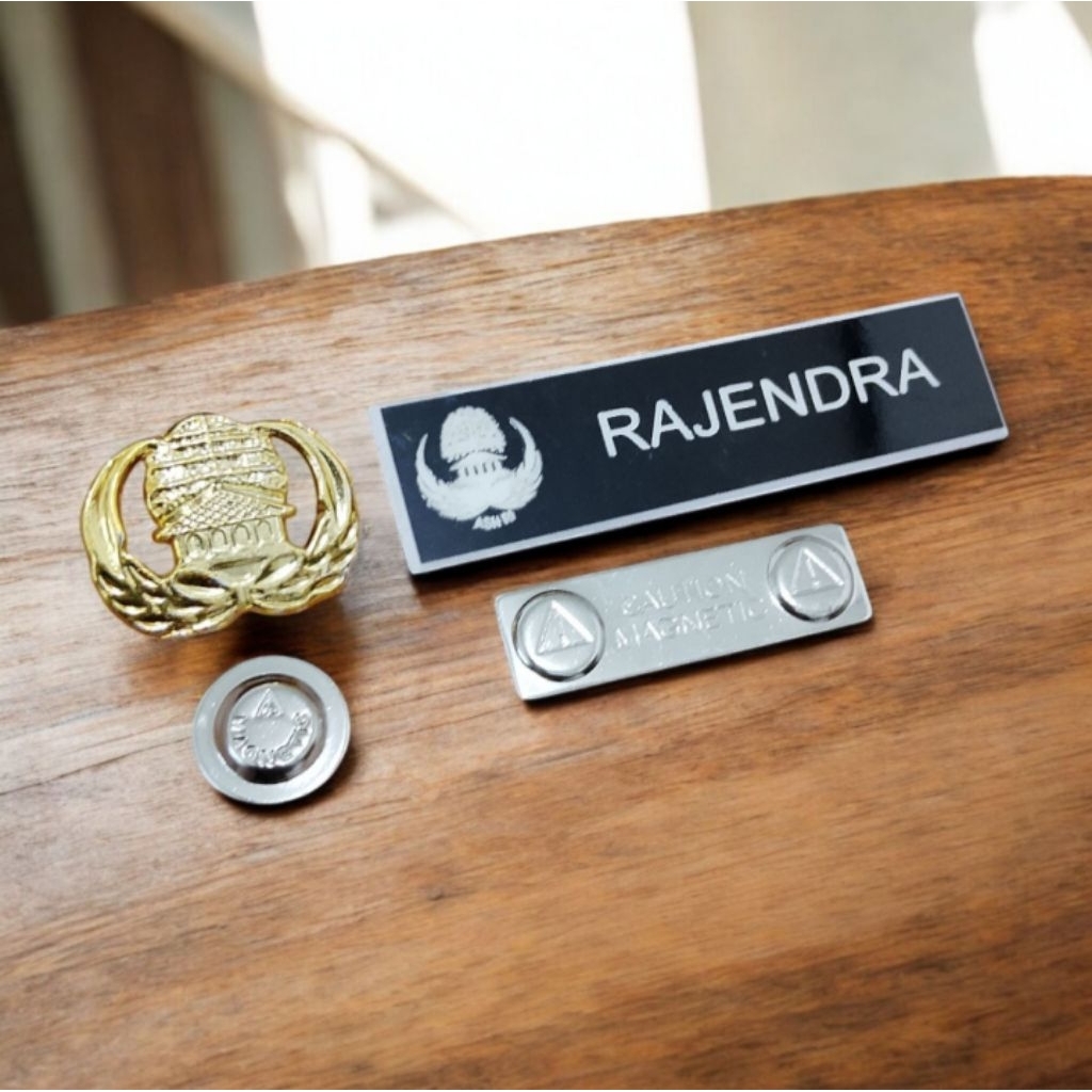 1set magnet papan nama logo kopri + pin korpri