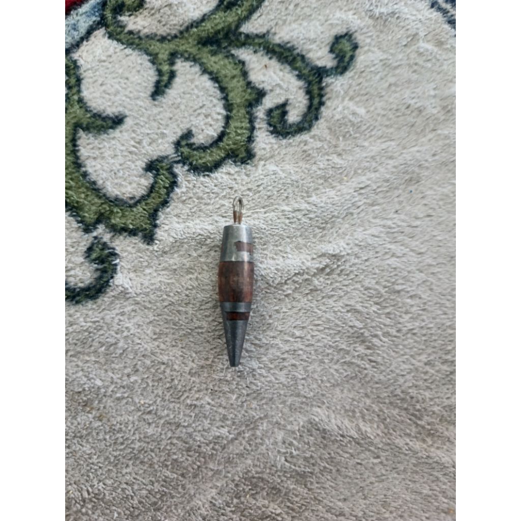 bandul kalung kayu tras rmania
