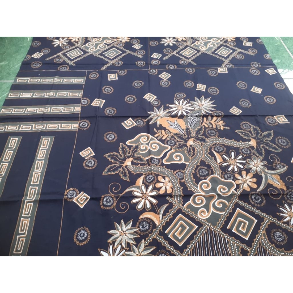 KAIN BATIK CIREBON BATIK TRUSMI BATIK FARIZA BATIK KATUN BATIK TULIS BATIK POLA KEMEJA PRIA