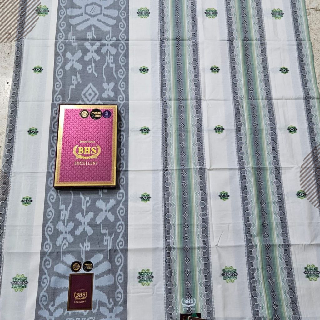 SARUNG BHS EXCELLENT GOLD MOTIF SKT KHISUS PUTIH