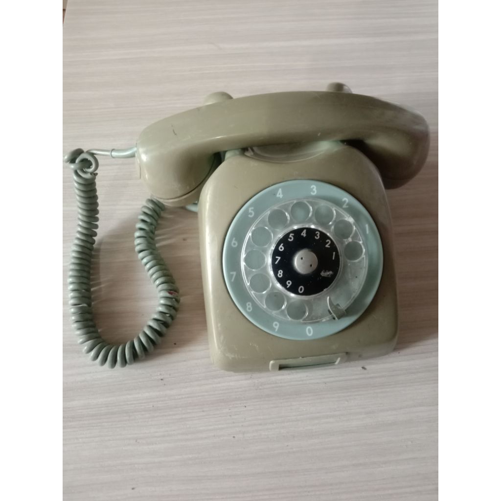 Telepon Putar Jadul