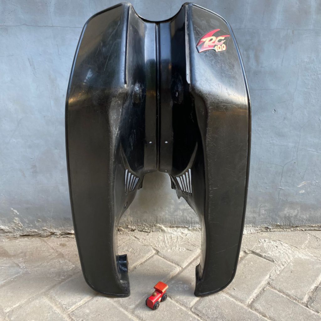 sayap dek tebeng suzuki rc 100 bravo hitam original