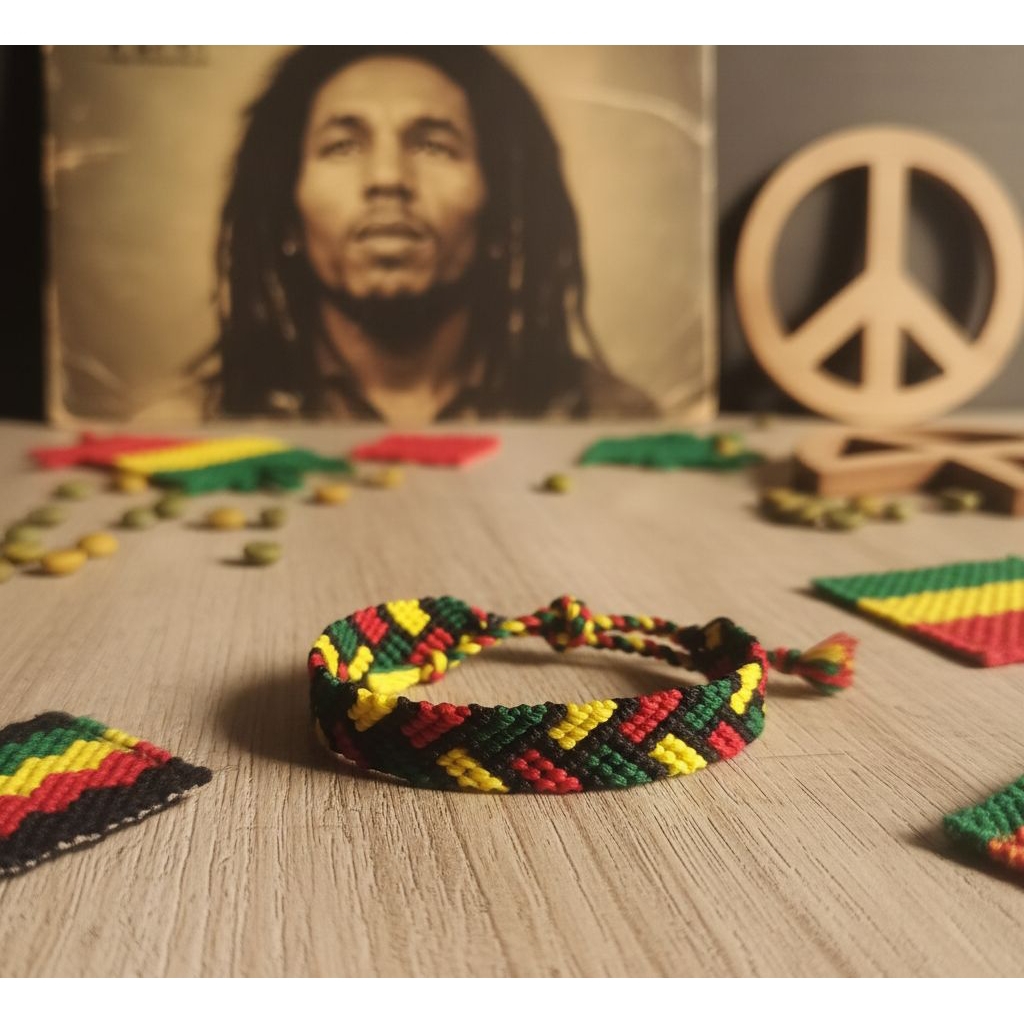 Gelang Reggae warna silang / Gelang macrame warna reggae
