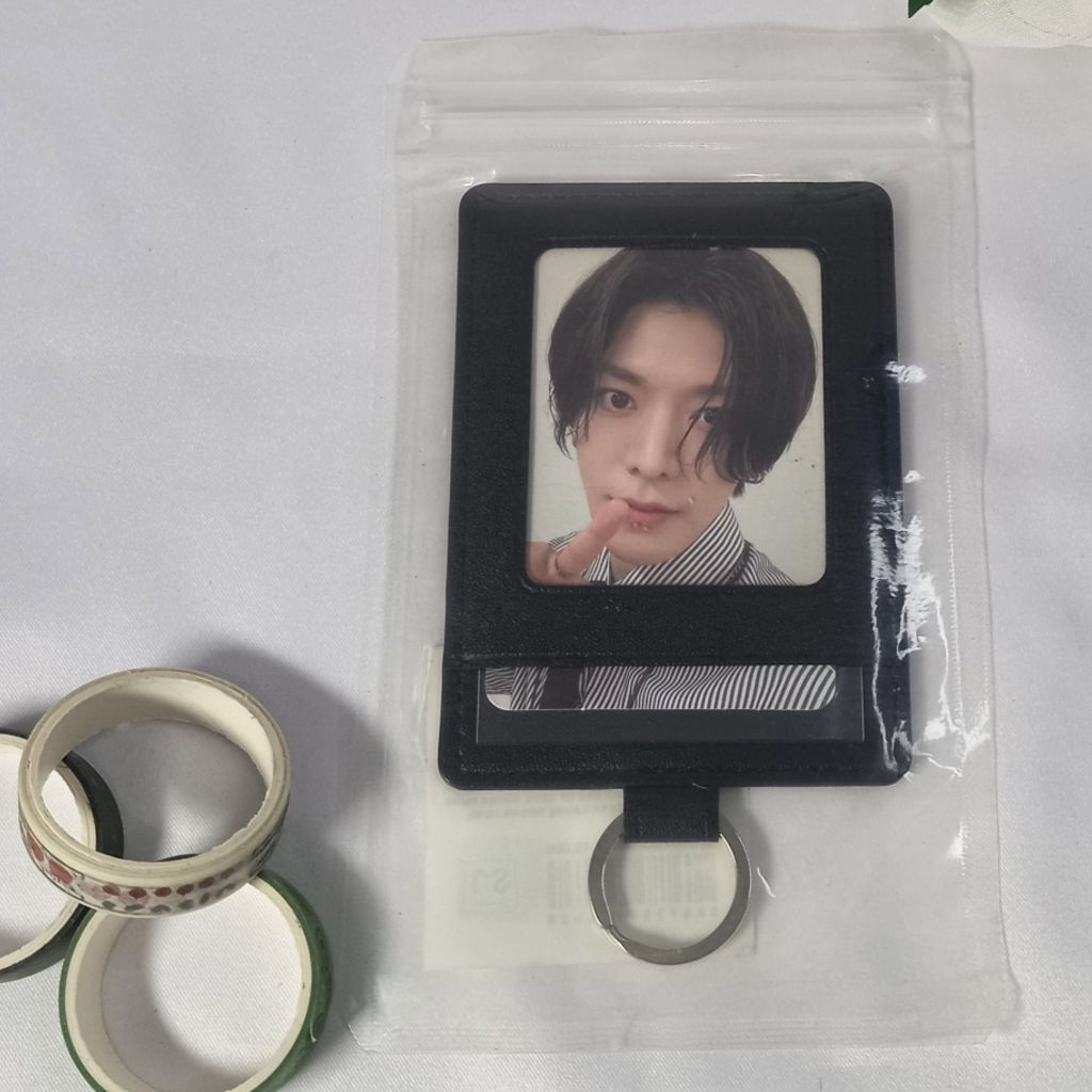 [Freebies 3 PC Official] Merch Sealed NCT Yuta with Card Wallet untuk Photocard