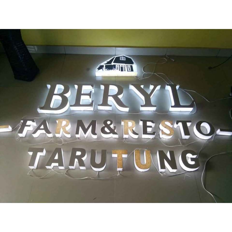 HURUF TIMBUL AKRILIK LAMPU