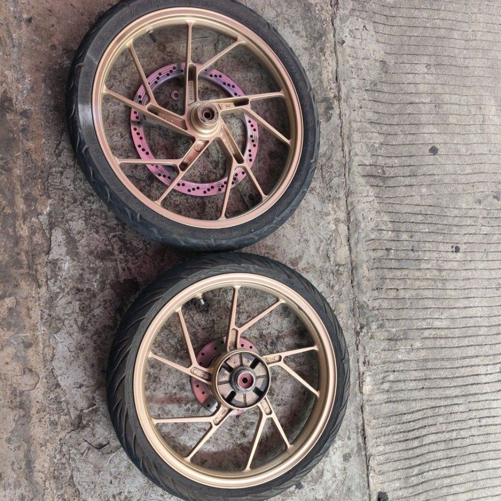 velg Suzuki shogun 125 SP original Enkei pnp satria Fu,bonus ban/belakang msh tebal kondisi siap pak