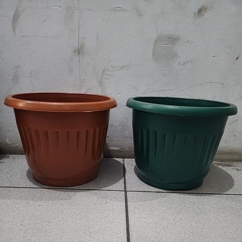 pot bunga coklat pot bunga hijau pot bunga bibir 20cm pot bunga estetik