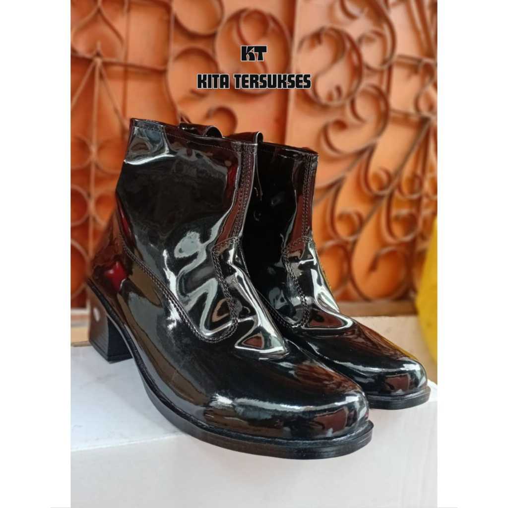 Sepatu PDL Wanita Kilap