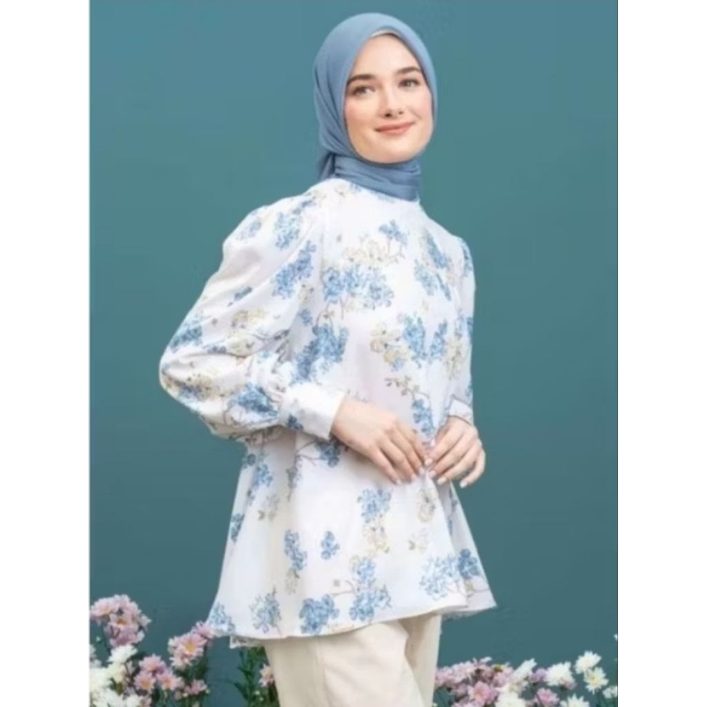 Preloved blouse wearing klamby size L