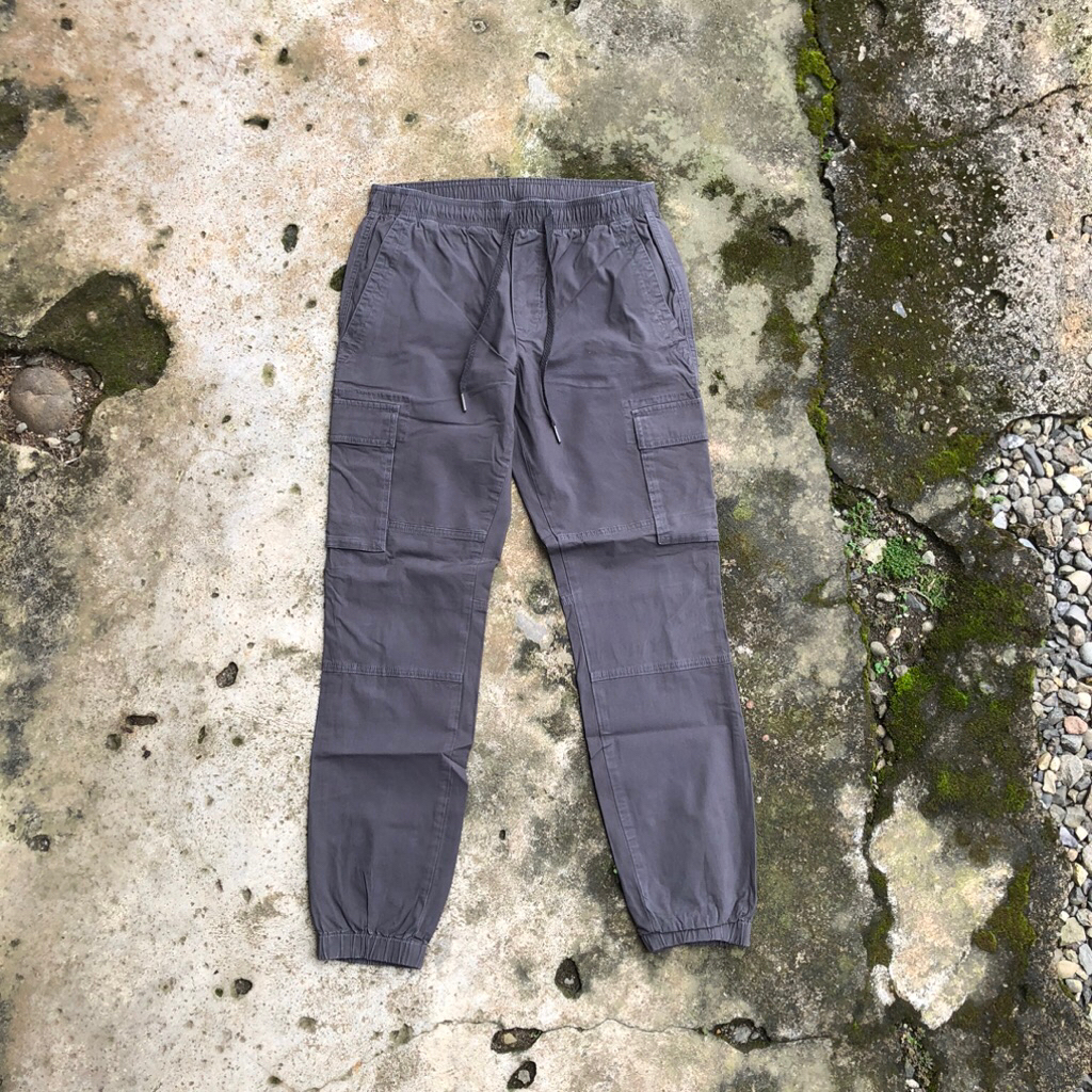 GAP Relaxed joger cargo pants ( second/bekas )
