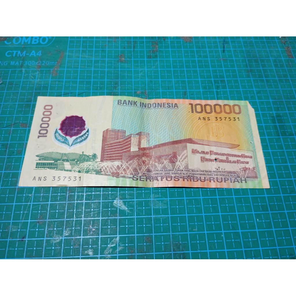 GANJIL GENAP No seri ANS 357531 Uang kuno Indonesia Asli 100000 Polimer 1999 original