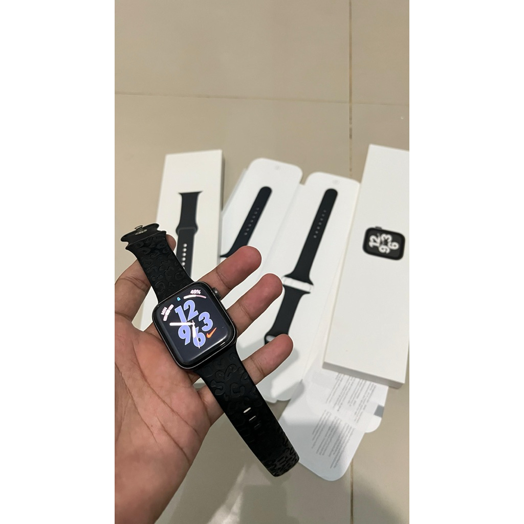 Iwatch apple watch SE 44mm