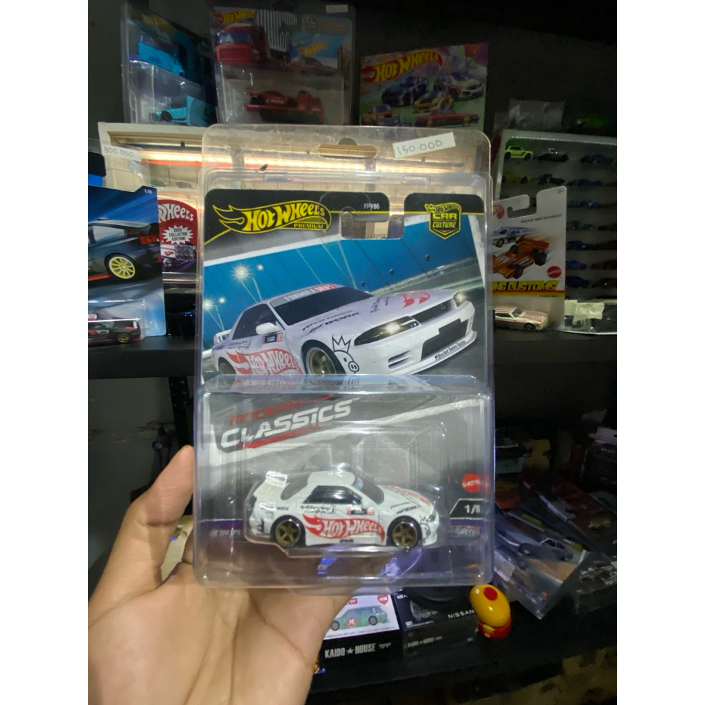 HOT WHEELS R32 PANDEM PREMIUM