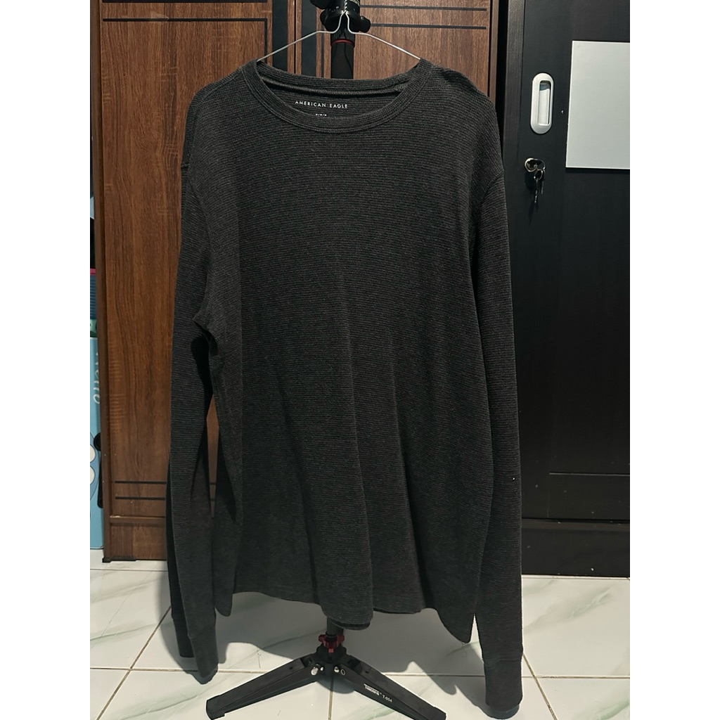 Preloved baju lengan panjang by american eagle