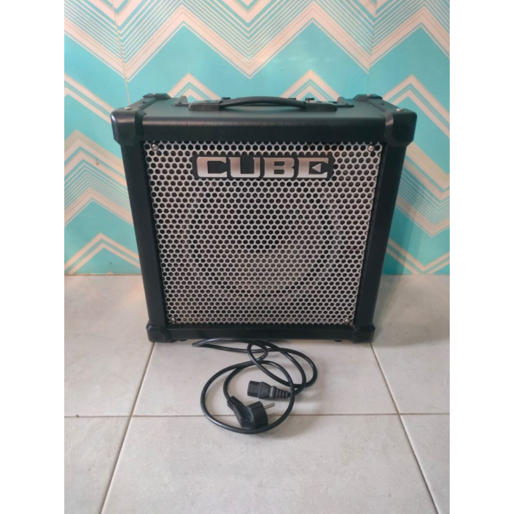 Roland Cube 40GX