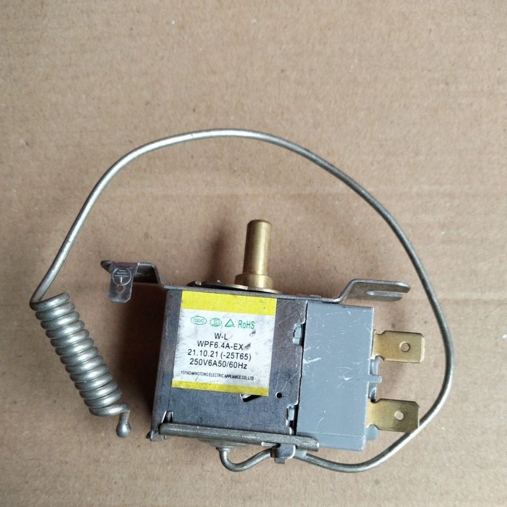 thermostat KULKAS Polytron 2pintu original