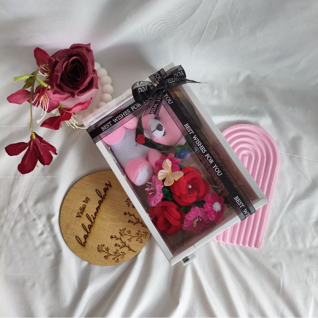 Hampers Wisuda|Boneka Wisuda