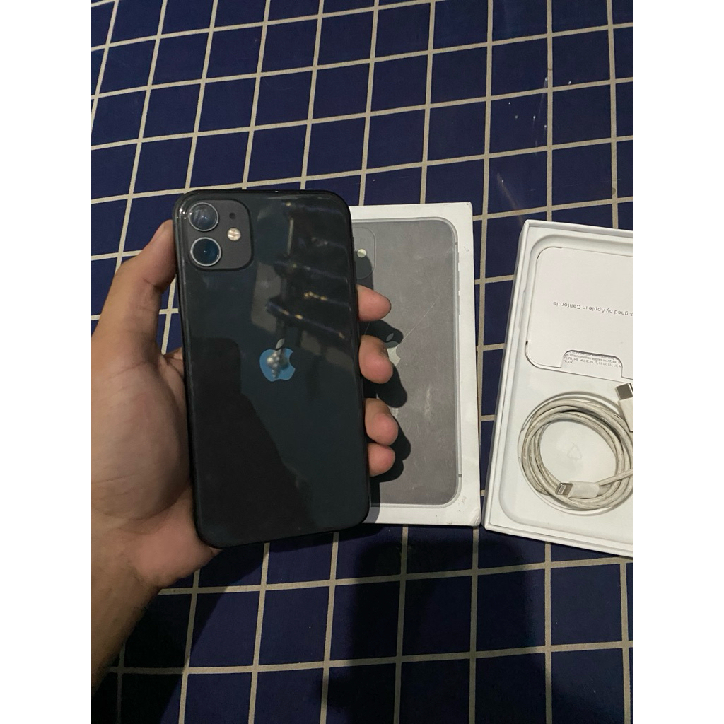 IPHONE 11 128 Second