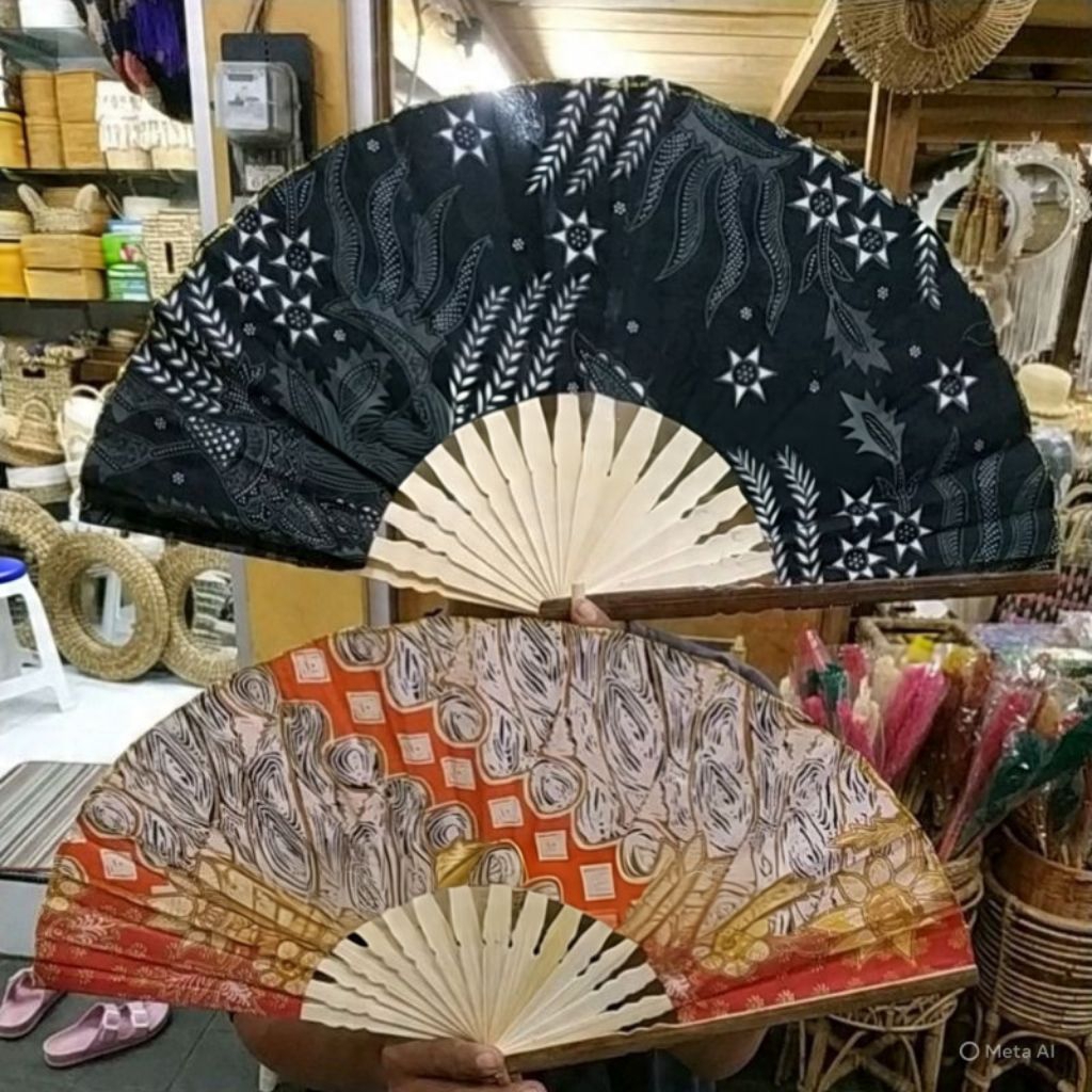 Souvenir pernikahan kipas kayu murah unik