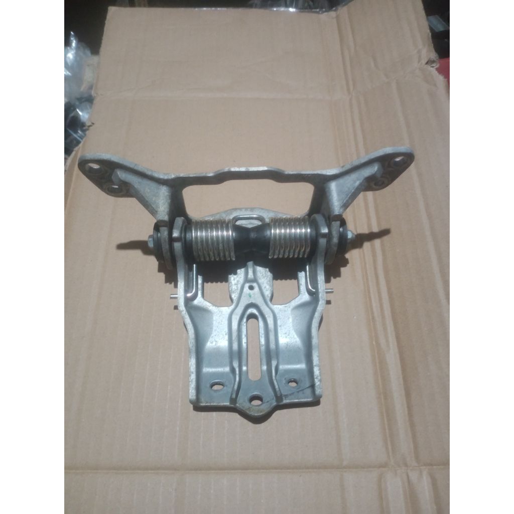 engsel jok Nmax old 2dp original engsel dudukan jok NMAX old