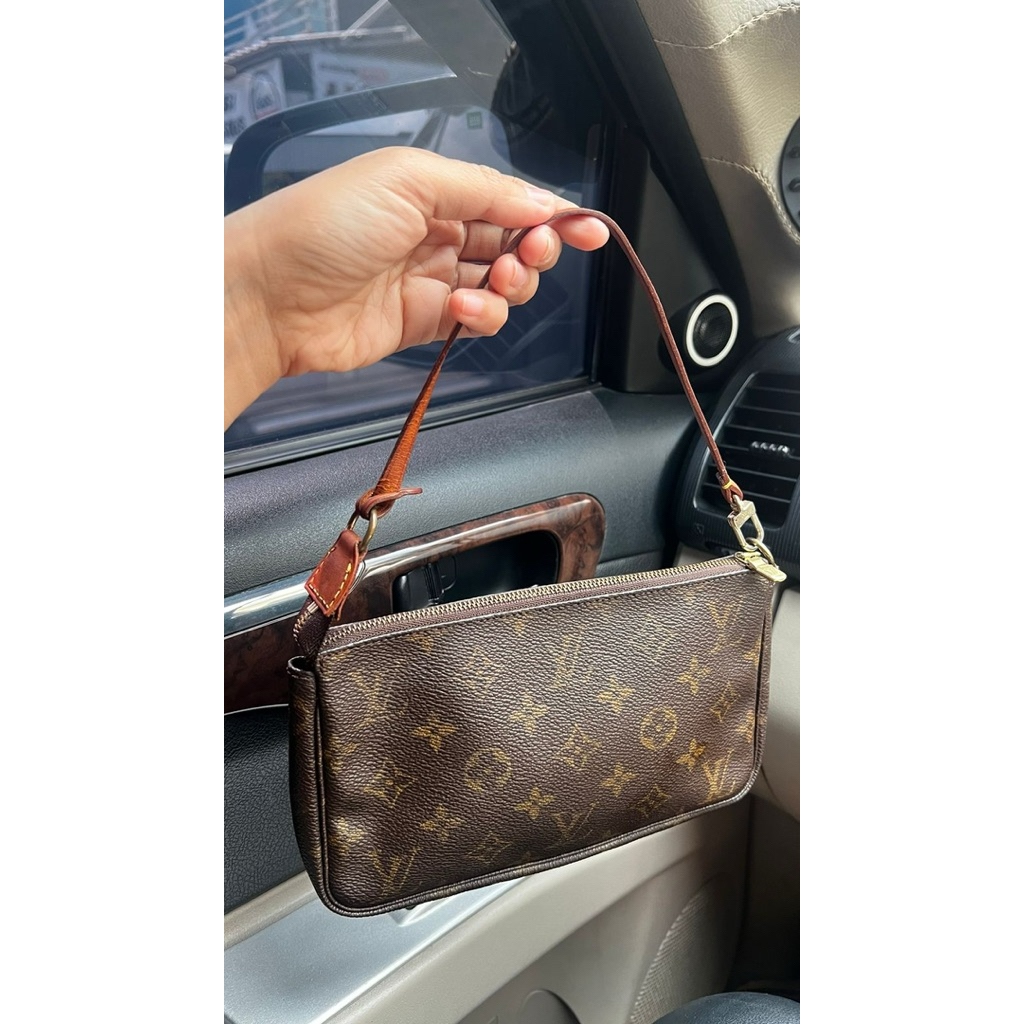 Tas LV Pochette Authentic