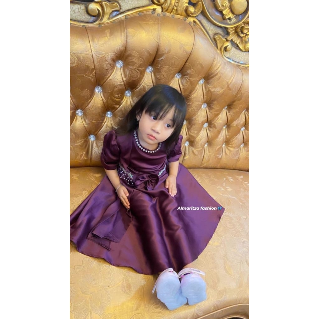 Dres gaun pesta anak perempuan model terbaru dan kekinian