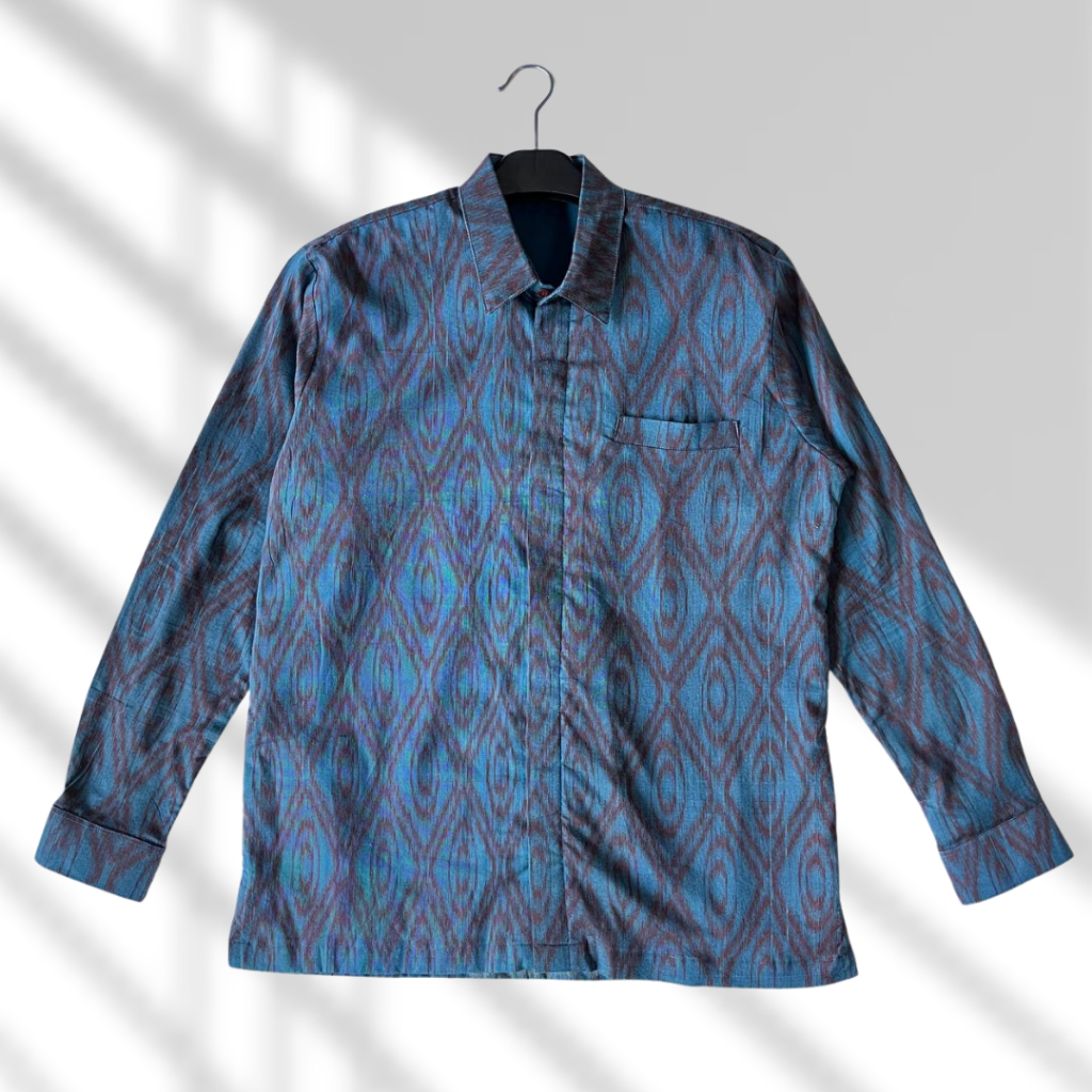 HEM TENUN PRIA FURING MOTIF TENUN TROSO BIRU UNGU LENGAN PANJANG FULL KANCING — Batik Sekar Jepara