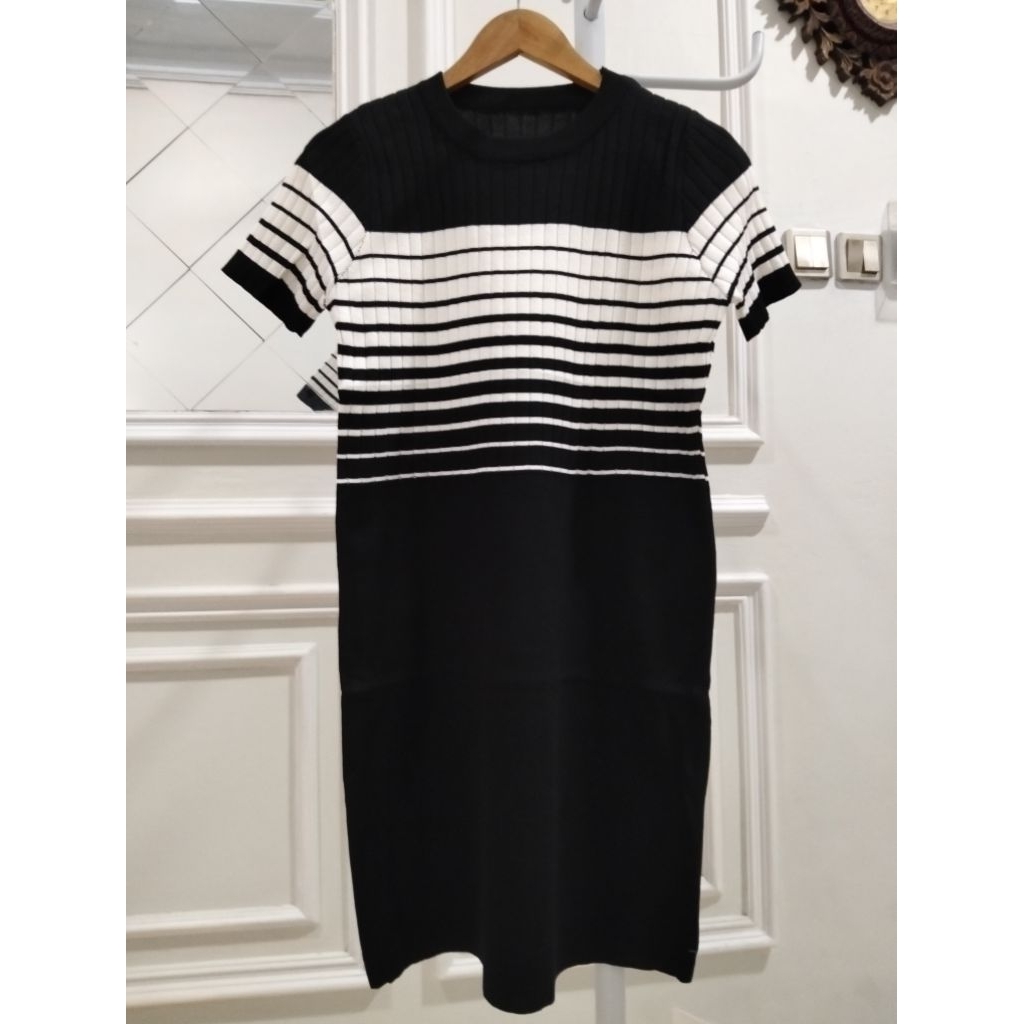 DRESS RAJUT WANITA / KNIT DRESS SALUR PENDEK